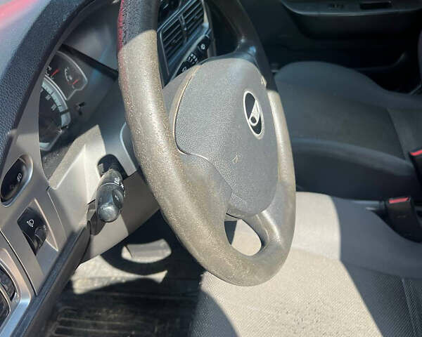 Красный Дэу Нексия, объемом двигателя 1.6 л и пробегом 162 тыс. км за 2100 $, фото 16 на Automoto.ua