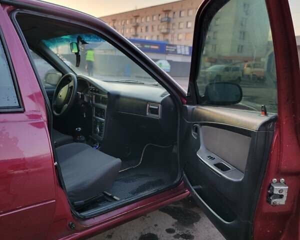 Красный Дэу Нексия, объемом двигателя 1.5 л и пробегом 290 тыс. км за 2100 $, фото 10 на Automoto.ua