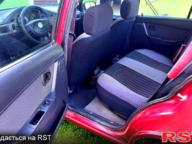 Красный Дэу Нексия, объемом двигателя 15 л и пробегом 145 тыс. км за 2503 $, фото 3 на Automoto.ua