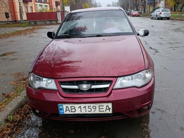 Червоний Деу Нексія, об'ємом двигуна 1.5 л та пробігом 240 тис. км за 1427 $, фото 2 на Automoto.ua