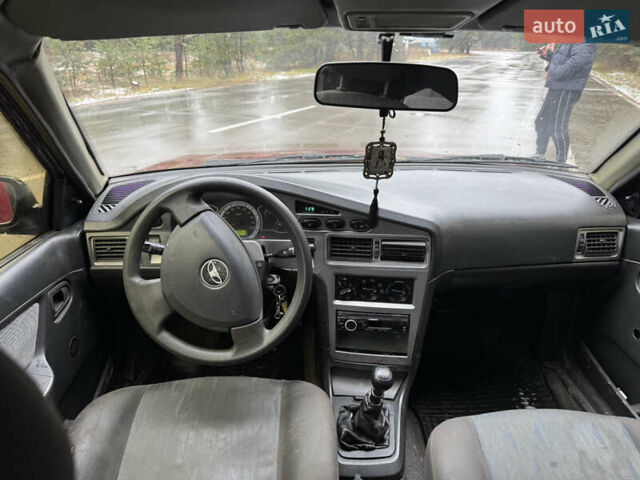 Червоний Деу Нексія, об'ємом двигуна 1.5 л та пробігом 150 тис. км за 1100 $, фото 8 на Automoto.ua