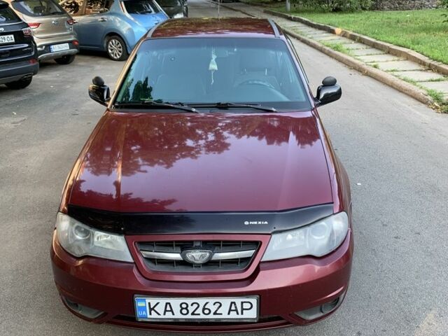 Дэу Нексия 2008 в Киеве на Automoto.ua Красный Дэу Нексия, объемом двигателя 1.5 л и пробегом 158 тыс. км за 2500 $, фото 1 на Automoto.ua