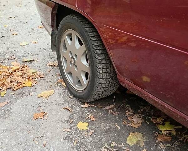 Деу Нексія 2008 у Шепетовке на Automoto.ua Червоний Деу Нексія, об'ємом двигуна 1.5 л та пробігом 240 тис. км за 1500 $, фото 4 на Automoto.ua