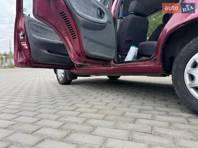 Красный Дэу Нексия, объемом двигателя 1.5 л и пробегом 224 тыс. км за 2550 $, фото 13 на Automoto.ua