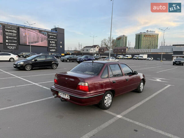 Красный Дэу Нексия, объемом двигателя 1.5 л и пробегом 338 тыс. км за 2300 $, фото 4 на Automoto.ua