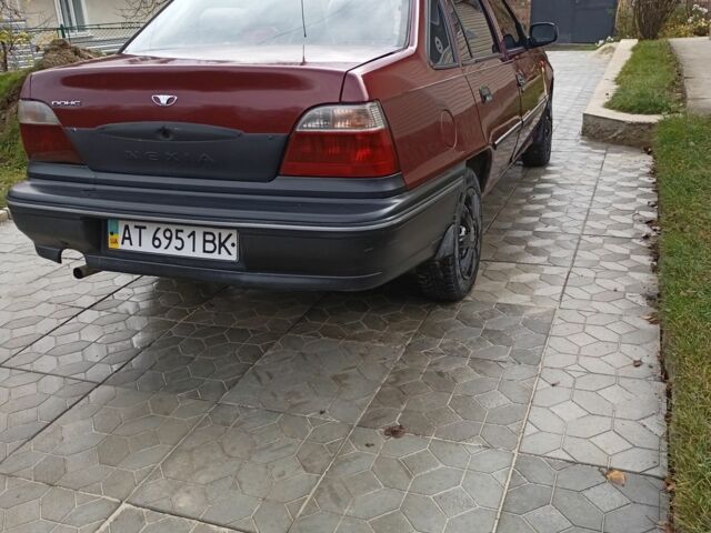 Красный Дэу Нексия, объемом двигателя 0 л и пробегом 111 тыс. км за 1150 $, фото 2 на Automoto.ua