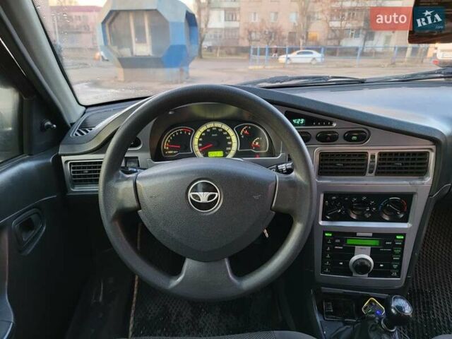 Красный Дэу Нексия, объемом двигателя 1.5 л и пробегом 290 тыс. км за 2100 $, фото 12 на Automoto.ua