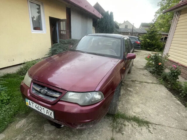 Красный Дэу Нексия, объемом двигателя 1.5 л и пробегом 276 тыс. км за 1100 $, фото 2 на Automoto.ua