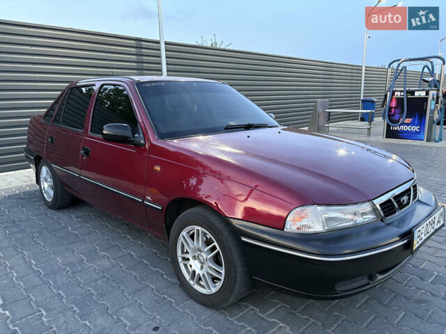 Червоний Деу Нексія, об'ємом двигуна 1.5 л та пробігом 115 тис. км за 2100 $, фото 4 на Automoto.ua
