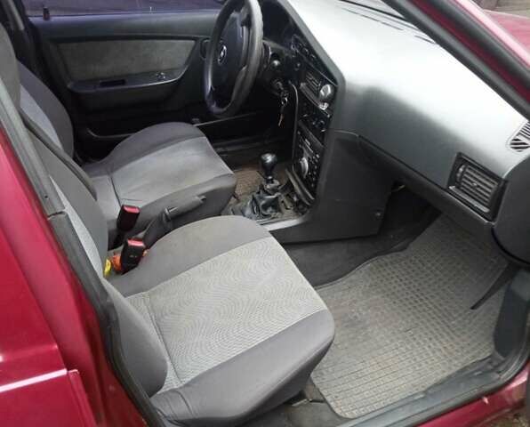 Красный Дэу Нексия, объемом двигателя 1.5 л и пробегом 135 тыс. км за 1600 $, фото 5 на Automoto.ua