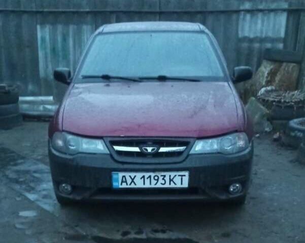 Красный Дэу Нексия, объемом двигателя 1.5 л и пробегом 135 тыс. км за 1600 $, фото 1 на Automoto.ua