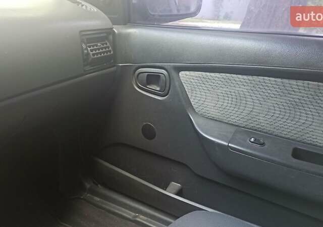 Красный Дэу Нексия, объемом двигателя 1.5 л и пробегом 135 тыс. км за 1600 $, фото 8 на Automoto.ua