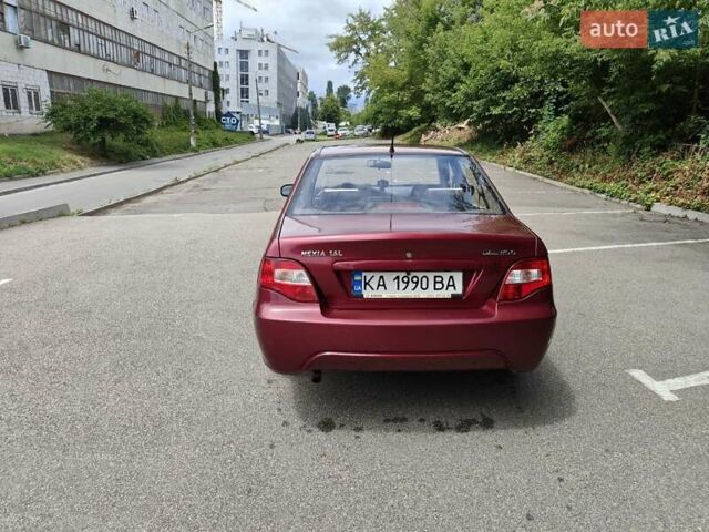 Красный Дэу Нексия, объемом двигателя 1.6 л и пробегом 202 тыс. км за 2100 $, фото 5 на Automoto.ua
