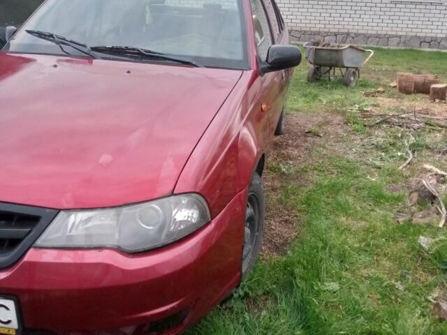 Красный Дэу Нексия, объемом двигателя 1.5 л и пробегом 170 тыс. км за 2200 $, фото 5 на Automoto.ua