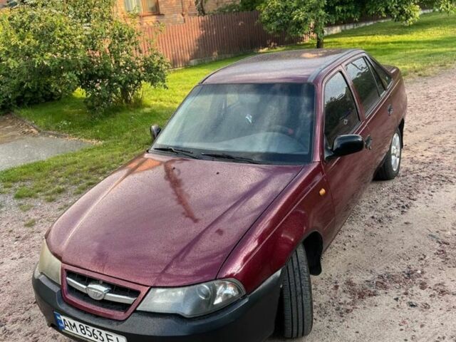 Червоний Деу Нексія, об'ємом двигуна 0 л та пробігом 143 тис. км за 1999 $, фото 3 на Automoto.ua
