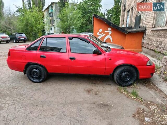 Червоний Деу Нексія, об'ємом двигуна 1.6 л та пробігом 185 тис. км за 1900 $, фото 8 на Automoto.ua