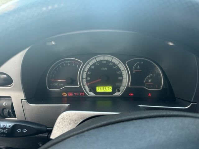 Красный Дэу Нексия, объемом двигателя 1.6 л и пробегом 193 тыс. км за 1500 $, фото 8 на Automoto.ua