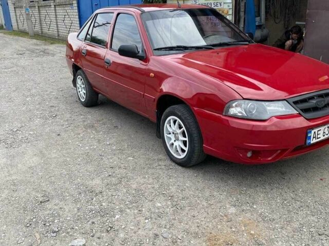 Красный Дэу Нексия, объемом двигателя 1.5 л и пробегом 153 тыс. км за 2100 $, фото 1 на Automoto.ua