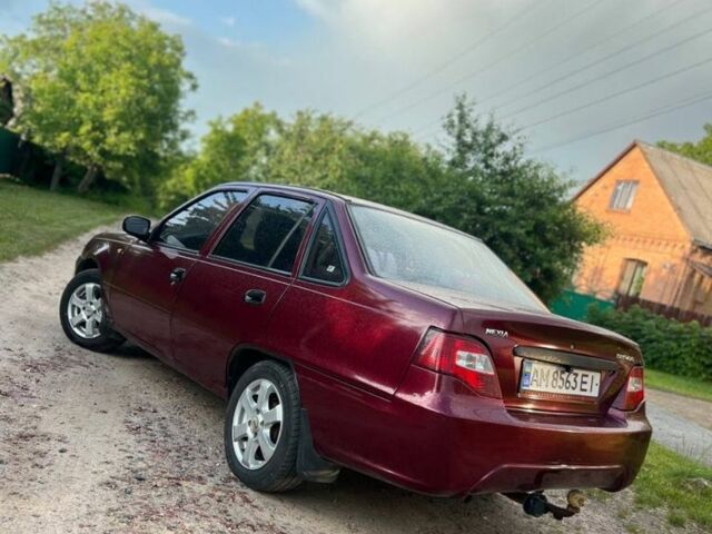 Червоний Деу Нексія, об'ємом двигуна 0 л та пробігом 143 тис. км за 1999 $, фото 9 на Automoto.ua