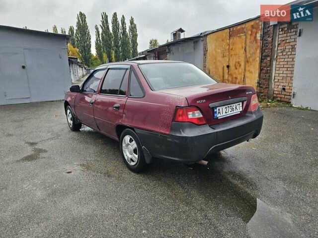 Деу Нексія 2011 у Києві на Automoto.ua Червоний Деу Нексія, об'ємом двигуна 1.5 л та пробігом 200 тис. км за 700 $, фото 5 на Automoto.ua