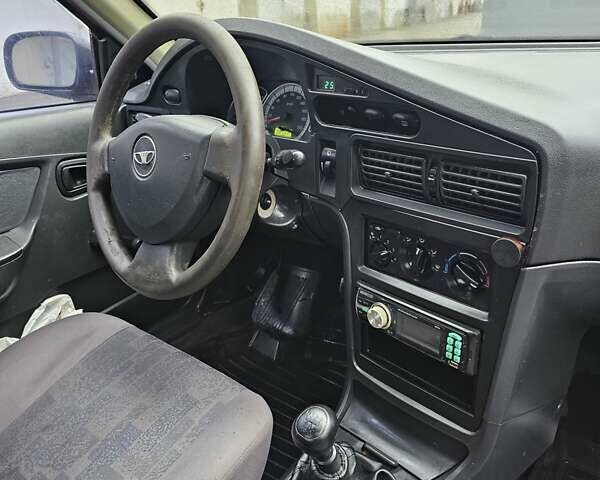 Червоний Деу Нексія, об'ємом двигуна 1.5 л та пробігом 200 тис. км за 900 $, фото 17 на Automoto.ua