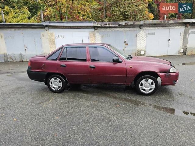 Деу Нексія 2011 у Києві на Automoto.ua Червоний Деу Нексія, об'ємом двигуна 1.5 л та пробігом 200 тис. км за 700 $, фото 7 на Automoto.ua