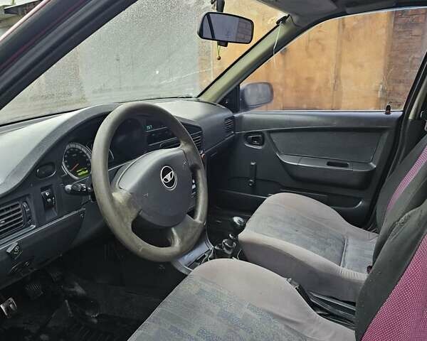Червоний Деу Нексія, об'ємом двигуна 1.5 л та пробігом 200 тис. км за 900 $, фото 5 на Automoto.ua
