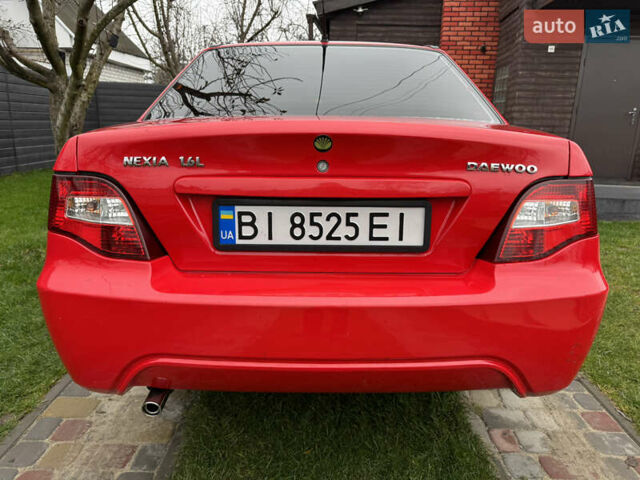 Красный Дэу Нексия, объемом двигателя 1.6 л и пробегом 136 тыс. км за 2900 $, фото 4 на Automoto.ua