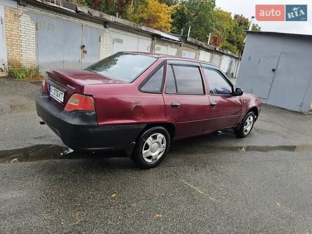 Деу Нексія 2011 у Києві на Automoto.ua Червоний Деу Нексія, об'ємом двигуна 1.5 л та пробігом 200 тис. км за 700 $, фото 6 на Automoto.ua