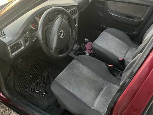 Червоний Деу Нексія, об'ємом двигуна 1.6 л та пробігом 345 тис. км за 1250 $, фото 7 на Automoto.ua