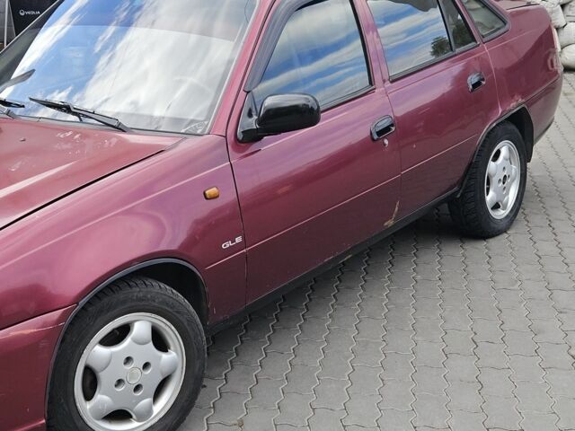 Червоний Деу Нексія, об'ємом двигуна 1.5 л та пробігом 325 тис. км за 1089 $, фото 2 на Automoto.ua