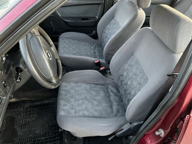 Червоний Деу Нексія, об'ємом двигуна 1.5 л та пробігом 160 тис. км за 1750 $, фото 10 на Automoto.ua