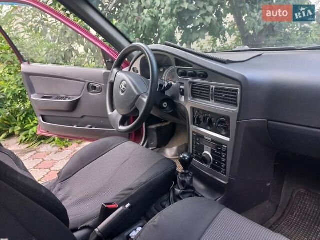 Красный Дэу Нексия, объемом двигателя 1.5 л и пробегом 116 тыс. км за 3400 $, фото 8 на Automoto.ua