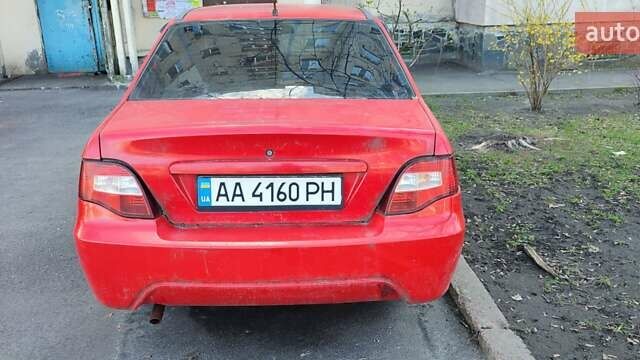 Красный Дэу Нексия, объемом двигателя 1.6 л и пробегом 280 тыс. км за 1500 $, фото 1 на Automoto.ua