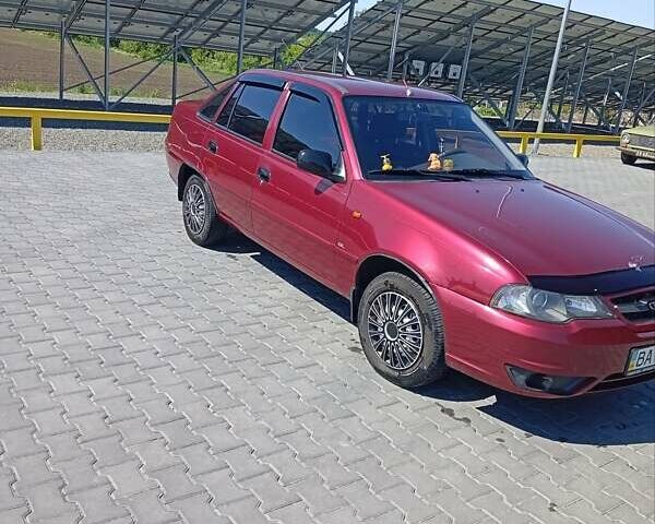 Красный Дэу Нексия, объемом двигателя 1.5 л и пробегом 60 тыс. км за 3000 $, фото 2 на Automoto.ua