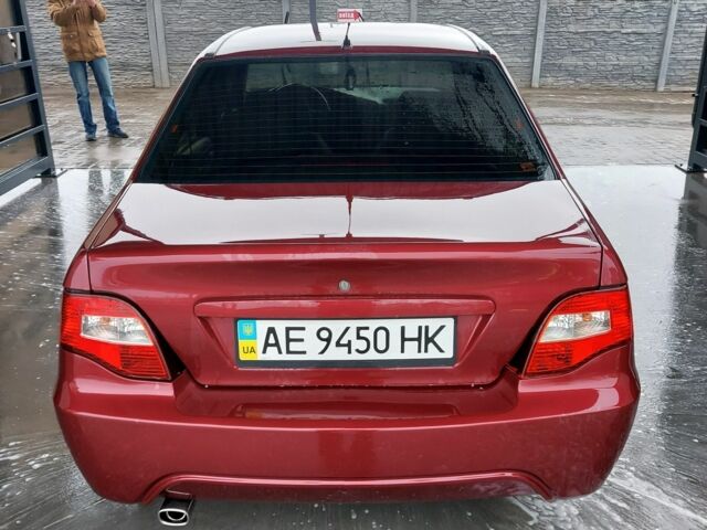 Красный Дэу Нексия, объемом двигателя 1.6 л и пробегом 234 тыс. км за 3200 $, фото 6 на Automoto.ua