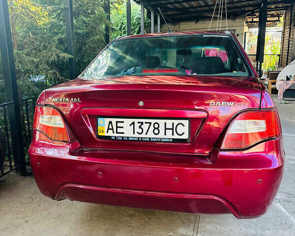 Червоний Деу Нексія, об'ємом двигуна 1.6 л та пробігом 168 тис. км за 3000 $, фото 2 на Automoto.ua