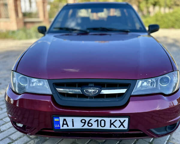 Красный Дэу Нексия, объемом двигателя 1.5 л и пробегом 270 тыс. км за 2750 $, фото 2 на Automoto.ua