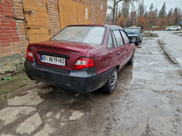 Червоний Деу Нексія, об'ємом двигуна 1.5 л та пробігом 130 тис. км за 1750 $, фото 4 на Automoto.ua