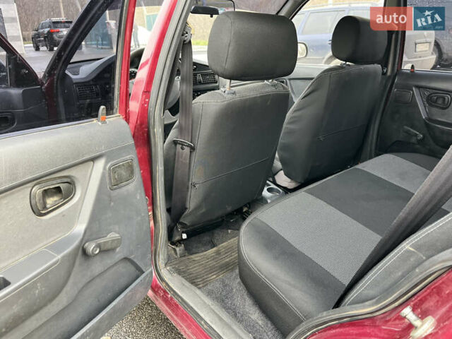 Червоний Деу Нексія, об'ємом двигуна 1.5 л та пробігом 80 тис. км за 2700 $, фото 5 на Automoto.ua