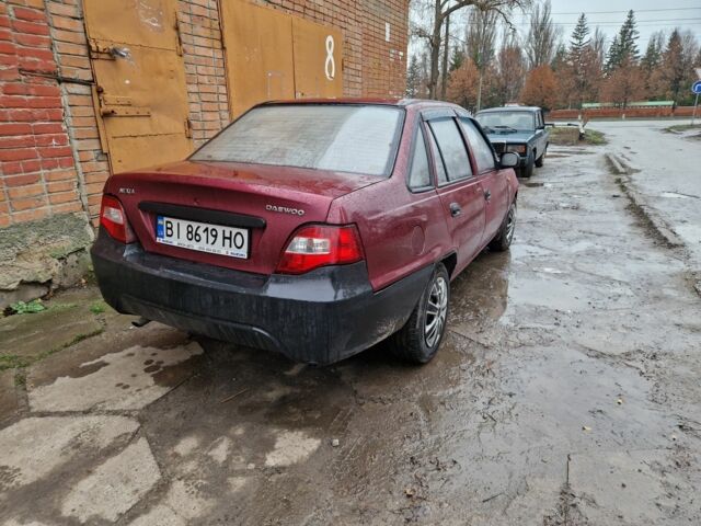 Червоний Деу Нексія, об'ємом двигуна 1.5 л та пробігом 130 тис. км за 1750 $, фото 2 на Automoto.ua