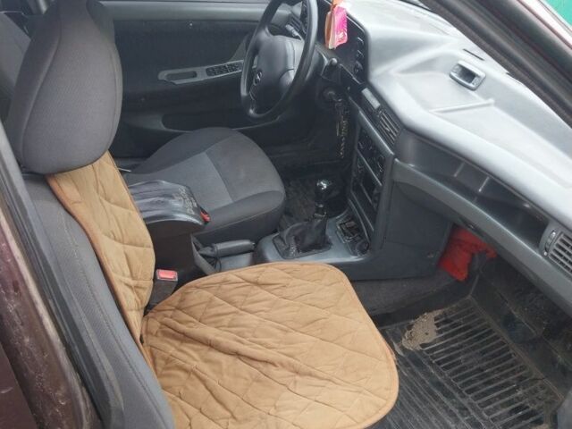 Красный Дэу Нексия, объемом двигателя 1.5 л и пробегом 5 тыс. км за 929 $, фото 4 на Automoto.ua