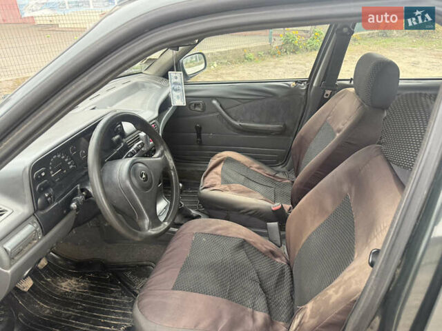 Дэу Нексия, объемом двигателя 1.5 л и пробегом 200 тыс. км за 750 $, фото 8 на Automoto.ua