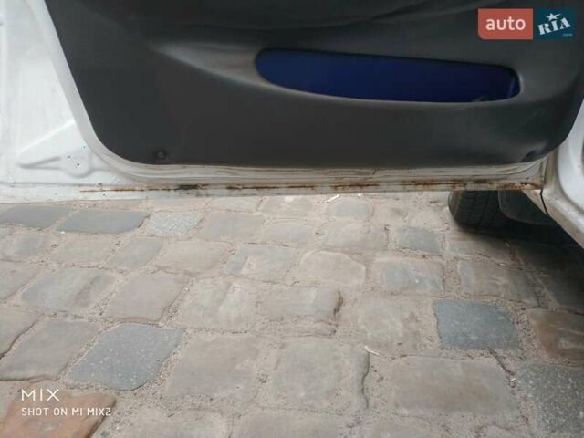 Дэу Нексия, объемом двигателя 1.5 л и пробегом 432 тыс. км за 1400 $, фото 3 на Automoto.ua