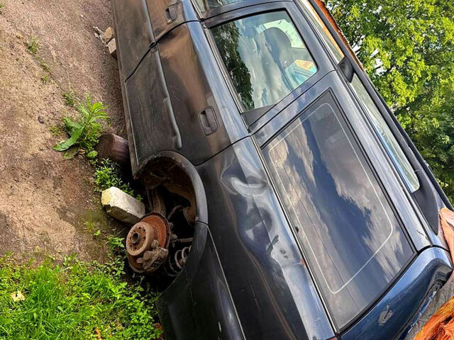 Дэу Нексия, объемом двигателя 1.8 л и пробегом 160 тыс. км за 600 $, фото 3 на Automoto.ua