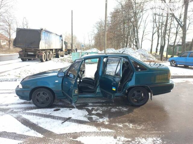 Деу Нексія, об'ємом двигуна 1.5 л та пробігом 180 тис. км за 1780 $, фото 1 на Automoto.ua