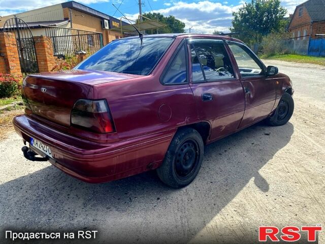 Деу Нексія 2005 у Ромнах на Automoto.ua Деу Нексія, об'ємом двигуна 1.5 л та пробігом 250 тис. км за 850 $, фото 1 на Automoto.ua