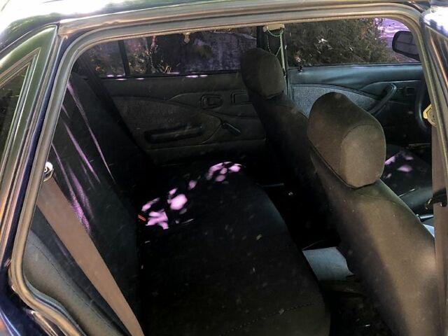 Дэу Нексия, объемом двигателя 15 л и пробегом 274 тыс. км за 1900 $, фото 4 на Automoto.ua
