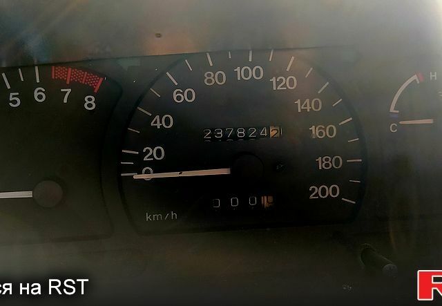 Деу Нексія, об'ємом двигуна 1.5 л та пробігом 230 тис. км за 1600 $, фото 6 на Automoto.ua