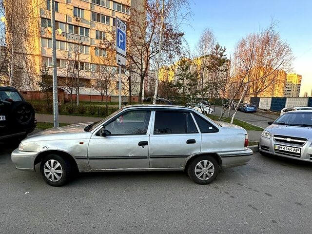 Дэу Нексия, объемом двигателя 15 л и пробегом 199 тыс. км за 850 $, фото 5 на Automoto.ua